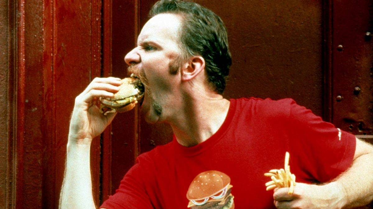 McDonald's tuzağını göstermek için 1 ay yiyen ünlü belgeselci öldü