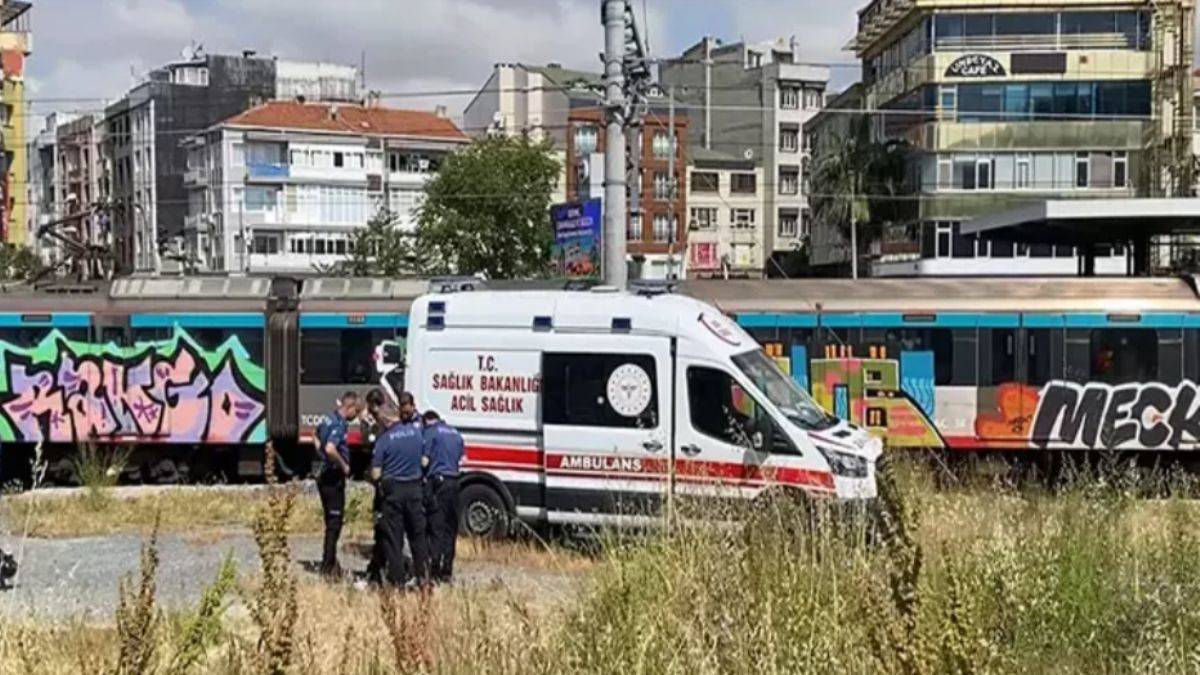 Marmaray istasyonunda intihar