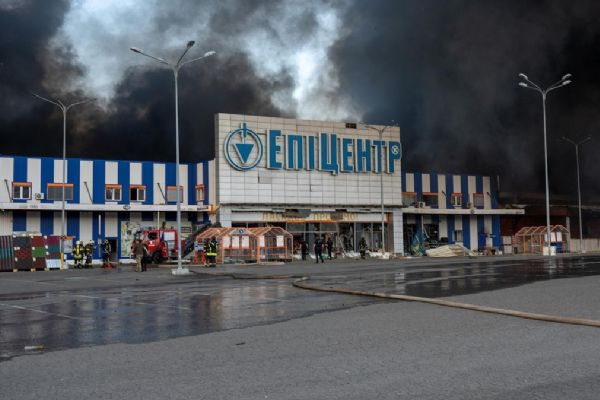 Rusya, Ukrayna'da mağazayı vurdu! Ölü sayısı 11'e, yaralı sayısı 40'a yükseldi