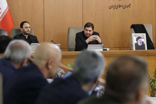 Reisi'nin ölümü sonrası görevi devralan Muhbir'den dikkat çeken karar!