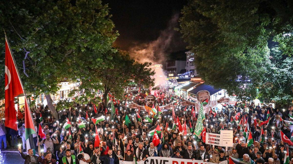 Eyüpsultan'da Gazze'ye destek yürüyüşü