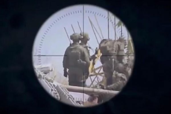 İsrail'in üst düzey ismi Gazze'de keskin nişancı tarafından vuruldu!