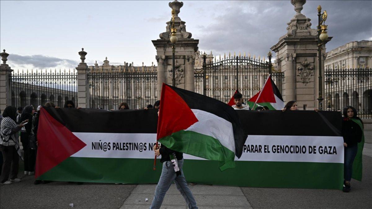 Tarihi karar: İspanya, Filistin Devleti'ni resmen tanıdı