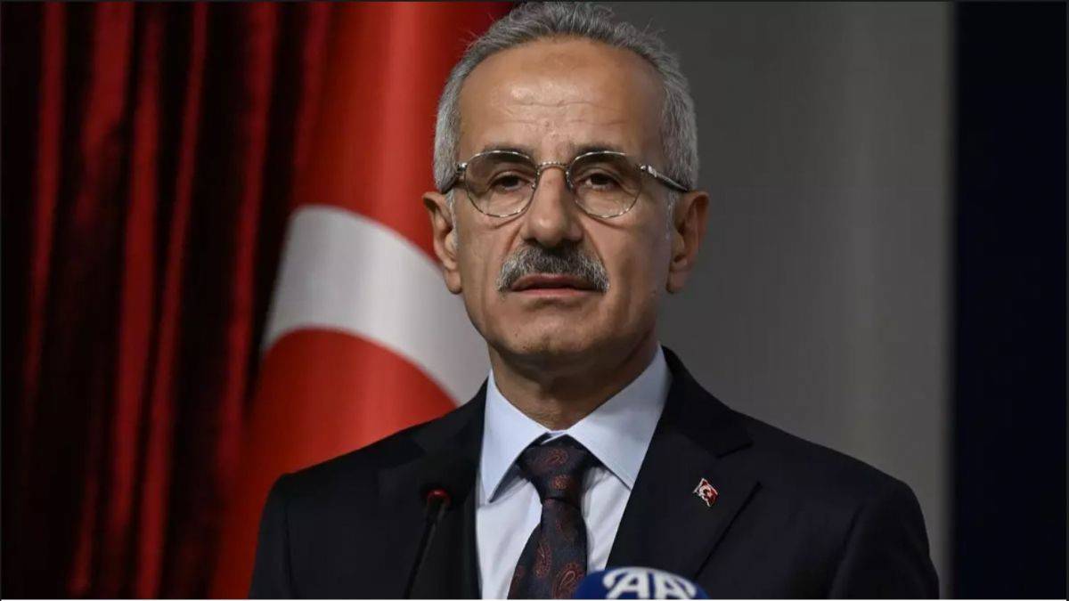 Bakan Uraloğlu: 22 yılda yaklaşık 45 milyar dolarlık ulaştırma yapısını hayata geçirdik