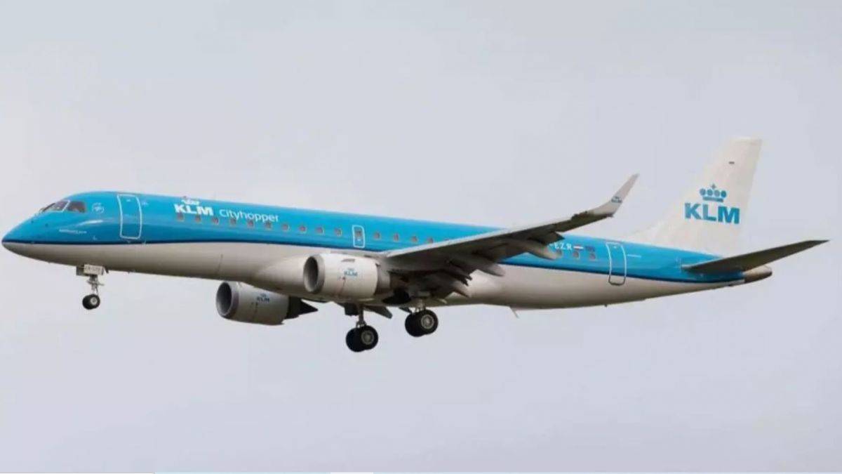 Hollanda'da uçağın çalışan motoruna kapılan kişi hayatını kaybetti