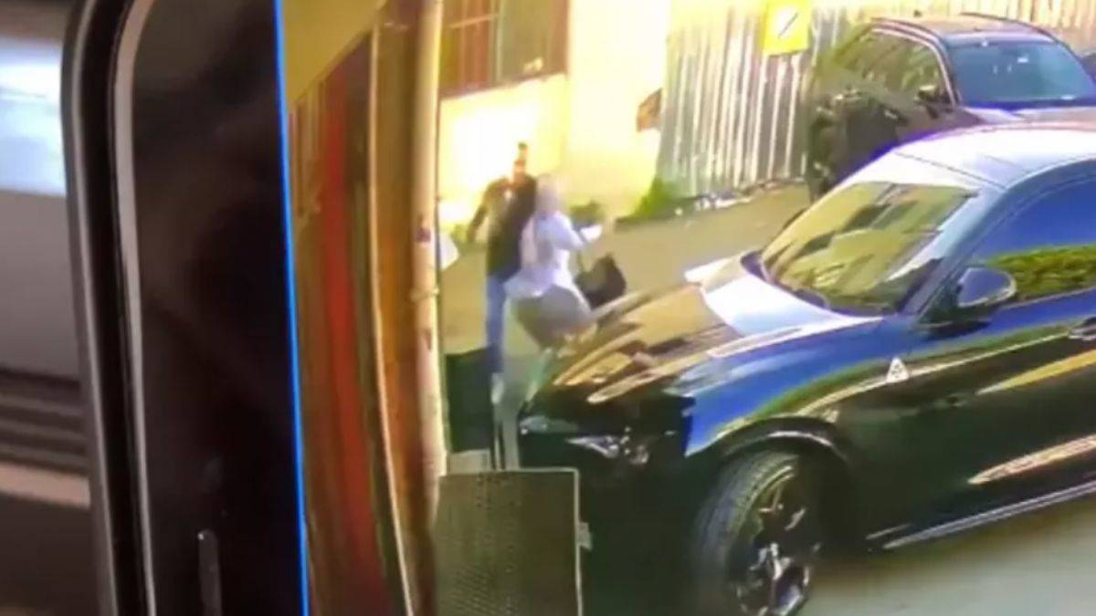 Kadını öldürdükten sonra intihar etti