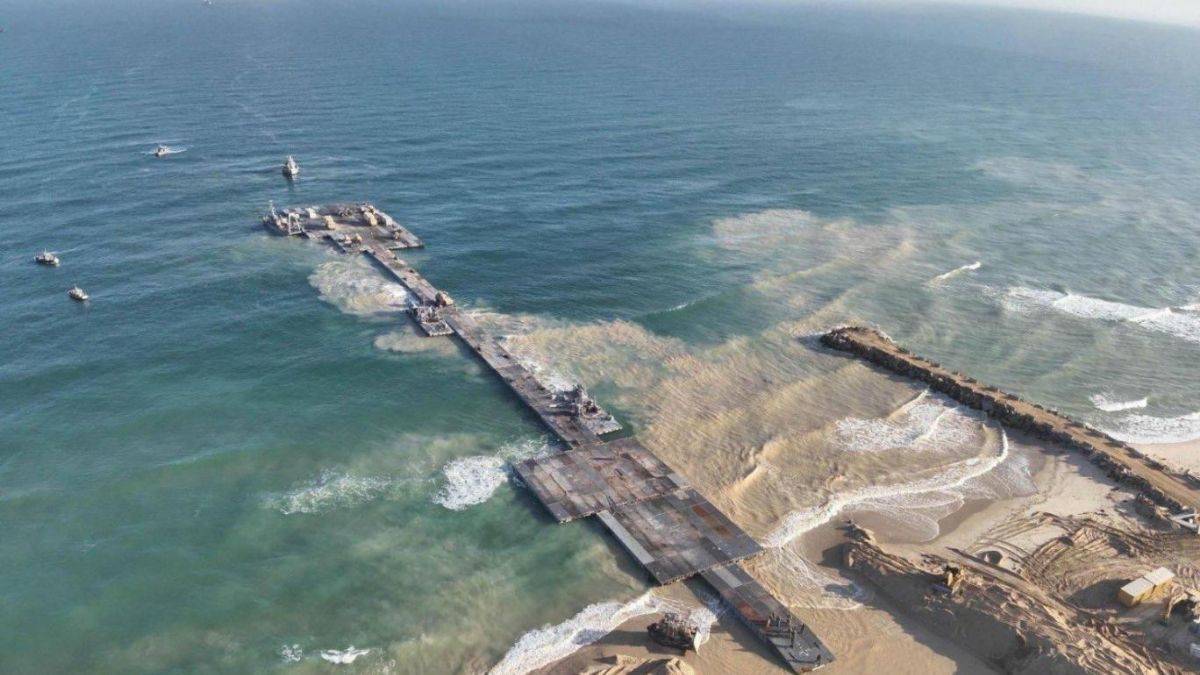 ABD'nin Gazze kıyısında kurduğu iskele çöktü