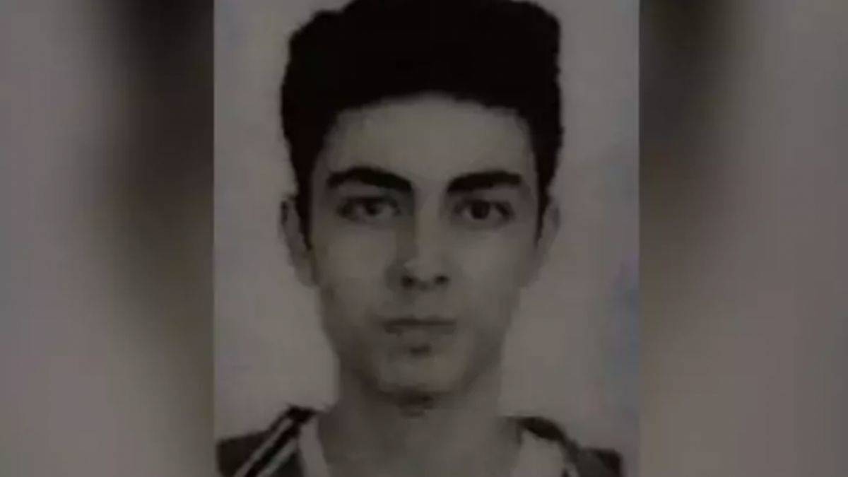 Eve köpek getiren oğlunu bıçaklayarak öldürdü