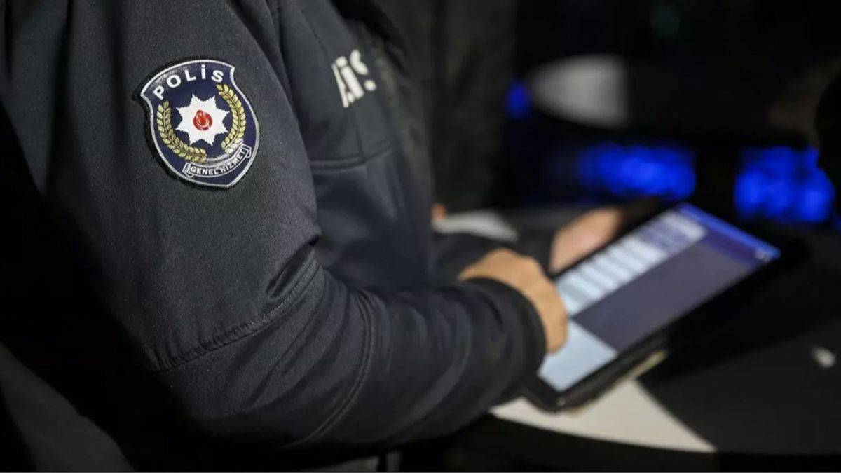 Ambulansa yol vermeyen sürücüye 20 bin 796 lira idari para cezası uygulandı