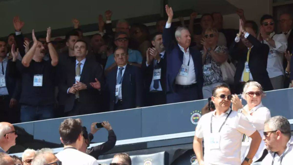 Aziz Yıldırım'dan itiraz: Genel Kurul’u terk etti