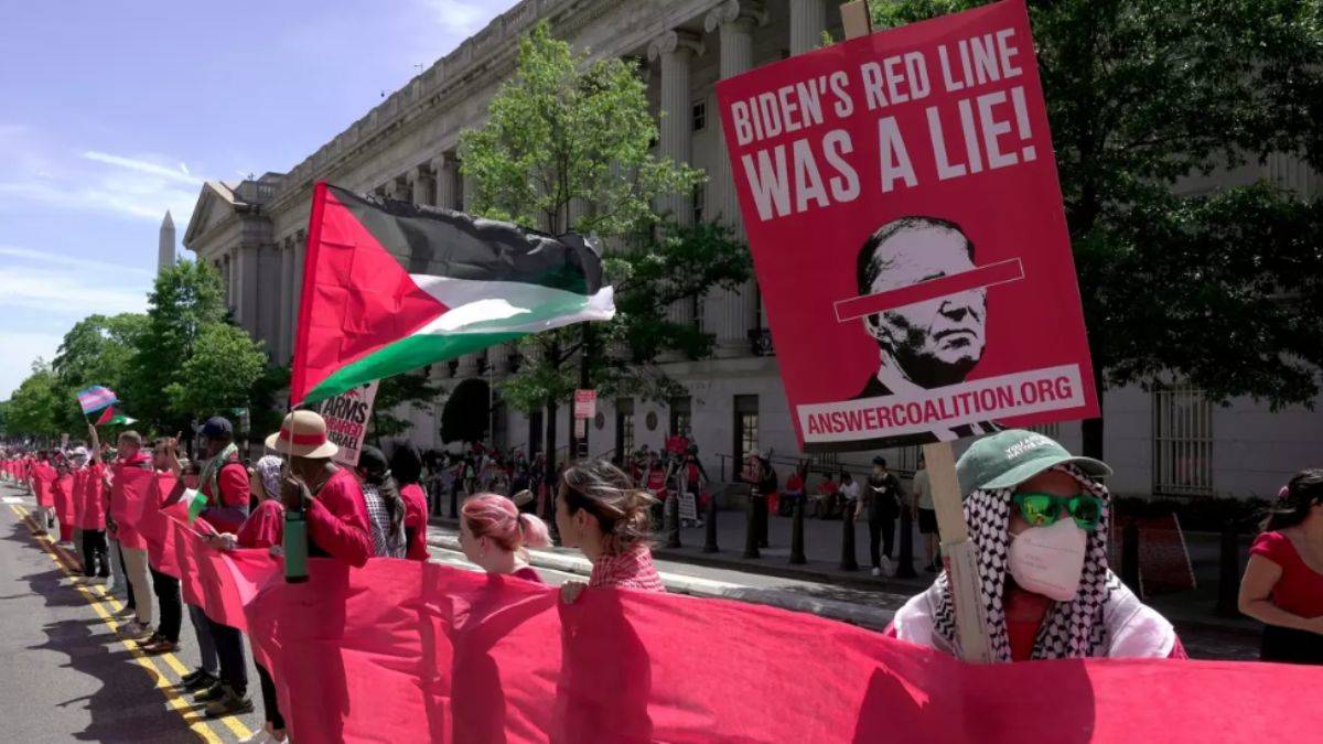 Beyaz Saray önündeki göstericilerden Biden'a çağrı: Soykırım kırmızı çizgimiz