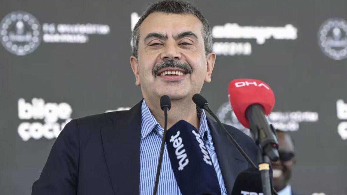 Milli Eğitim Bakanı Tekin'den öğrencilere çağrı