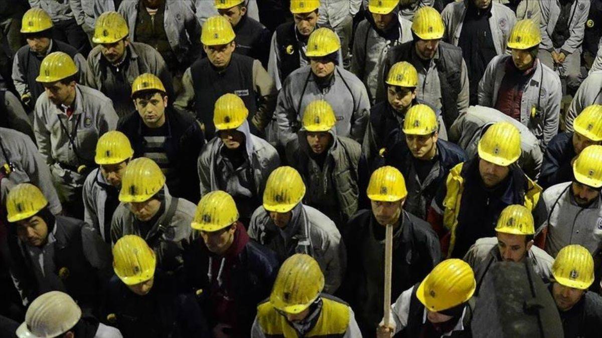 TÜİK: Ücretli çalışan sayısı nisanda arttı