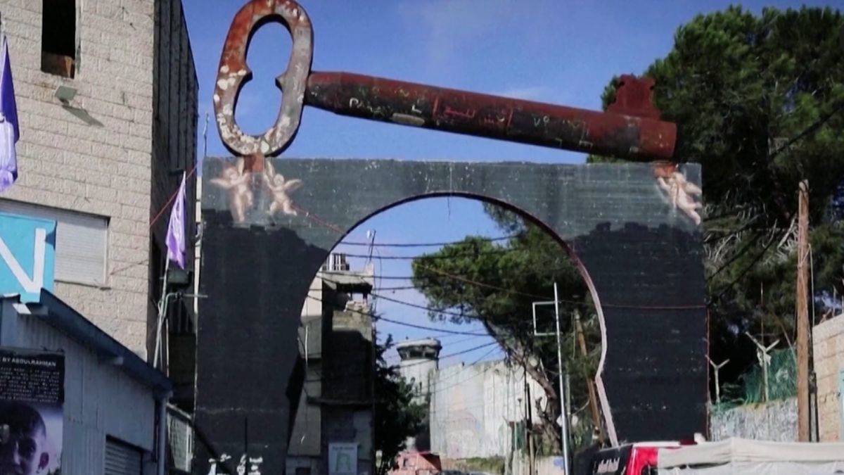 Filistinlilerin boyunlarındaki anahtarların anlamı