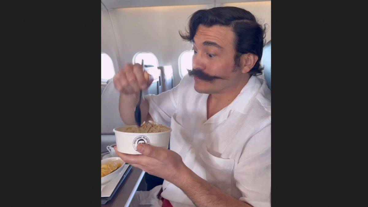 Uçakta pilav yedi, THY'den ceza geldi