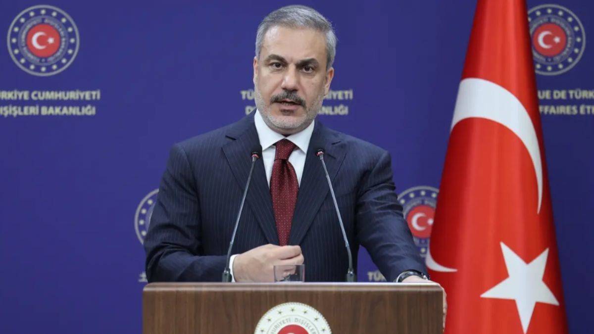 Bakan Fidan, Ukrayna Barış Zirvesi'nde Iraklı mevkidaşıyla görüştü