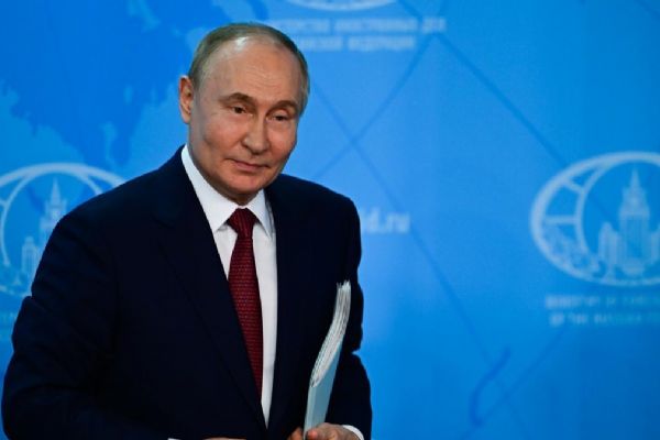 Putin, Kuzey Kore'ye gidiyor