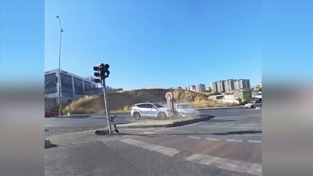 Korsan taksi polis aracına çarptı: 6 yaralı