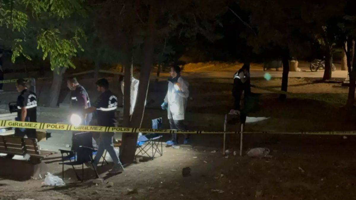 Bakırköy'de hastane bahçesinde silahlı çatışma! Bölgeye çok sayıda polis sevk edildi