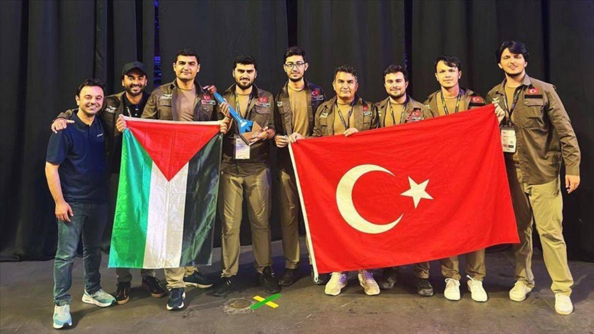 İTÜ'lü Havacılık Takımı, ABD'deki Roket Yarışmasında Zirveye Çıktı