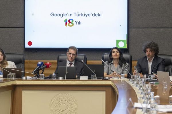 Google'un TBMM'deki ''dijital telif'' sunumunda gerilim!