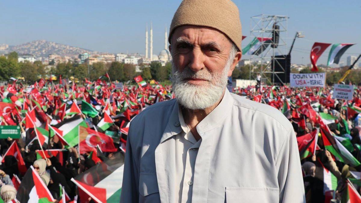 'Bu ülkenin resmi dini Kemalizm değil mi?'