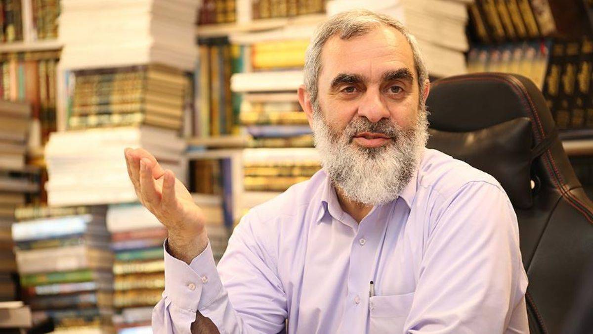 Nureddin Yıldız: Hafızdan çok Deizm'in önünde Uhud Dağı olmak gerekiyor