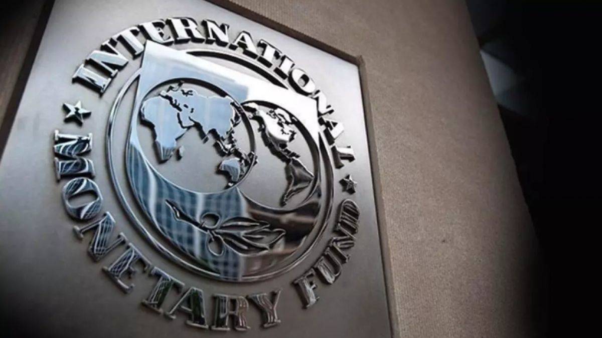 IMF: Fed politika faizini en azından 2024 sonuna kadar mevcut seviyede tutmalı