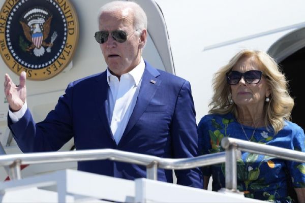 Demokrat Parti'de 'Biden çekilsin' sesleri yükseliyor