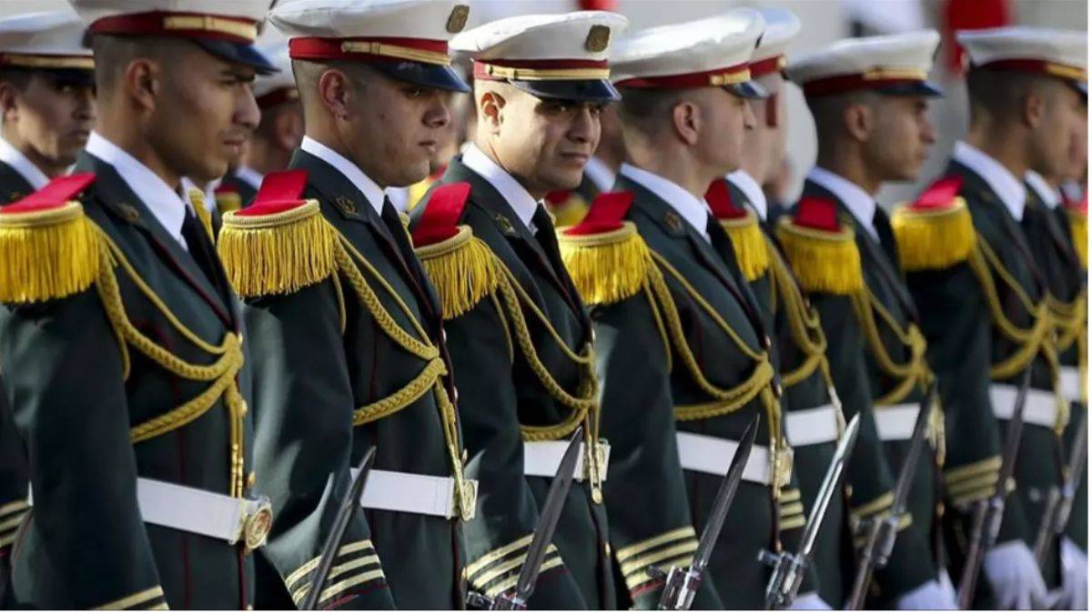 Cezayir'de ''askeri personel'' kararı! Bir ilk olacak