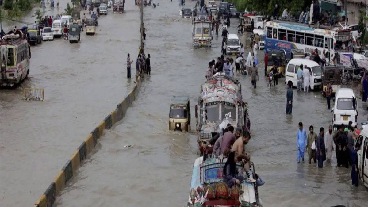 Afganistan fırtınayla boğuşuyor. Ölü sayısı 40'ı geçmiş olabilir