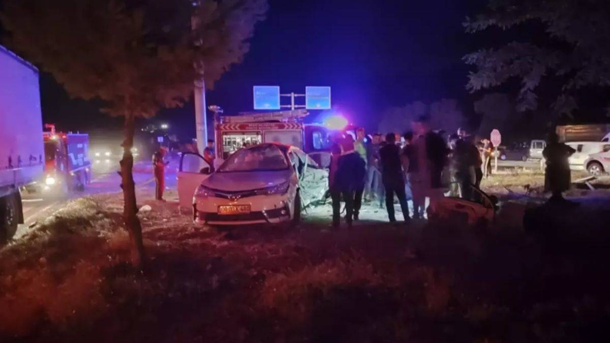 Adıyaman'da tır ile otomobil çarpıştı