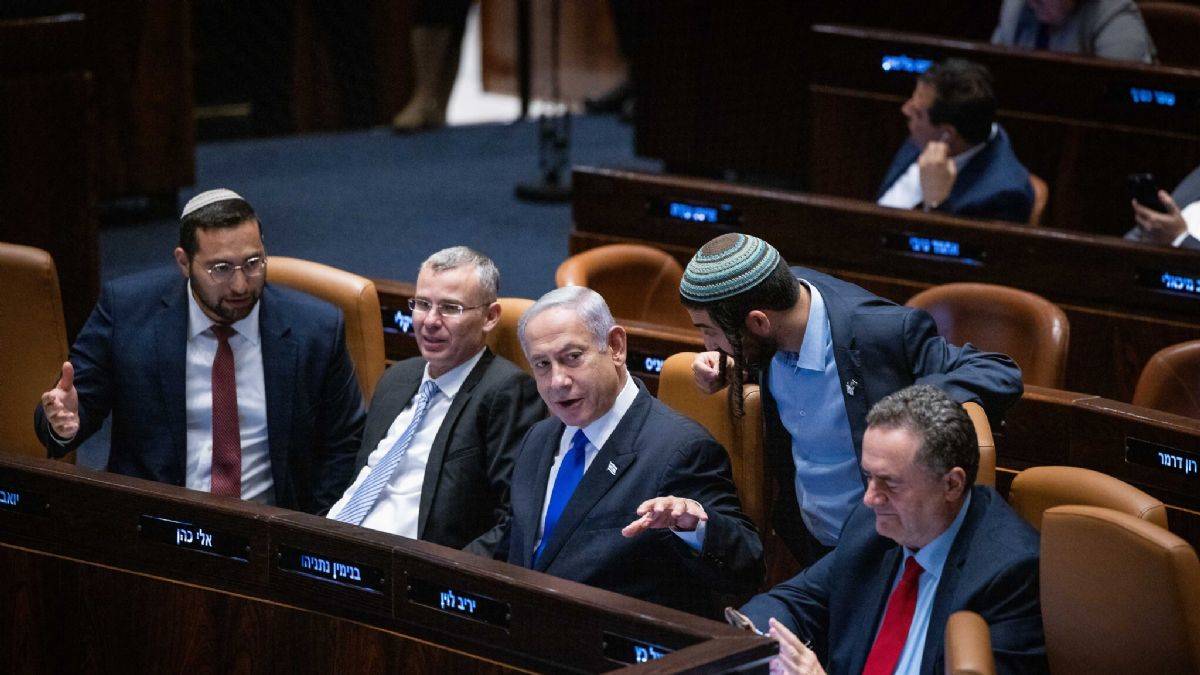 Knesset Filistin devletini reddetti, ABD yüzer iskele misyonu resmen sona erdi