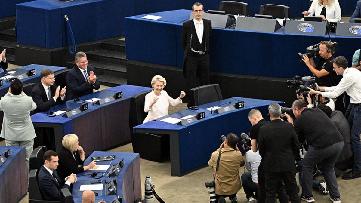 Ursula von der Leyen yeniden başkan seçildi