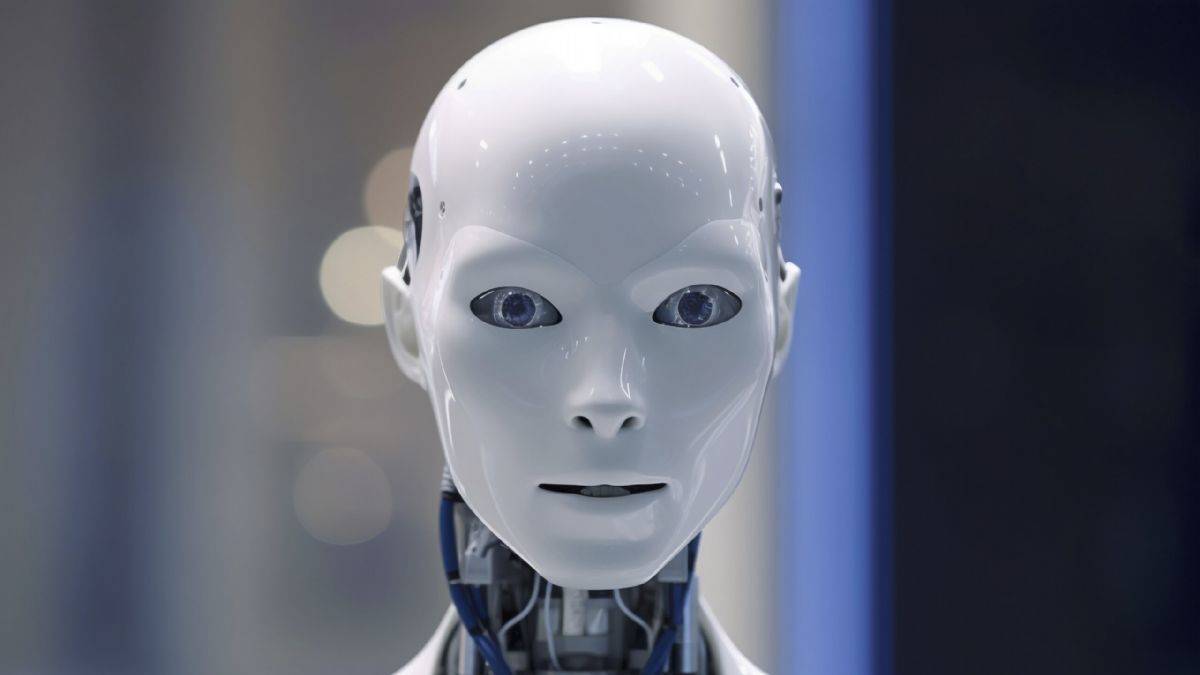 Musk insansı robotları şirketinde kullanmaya başlıyor