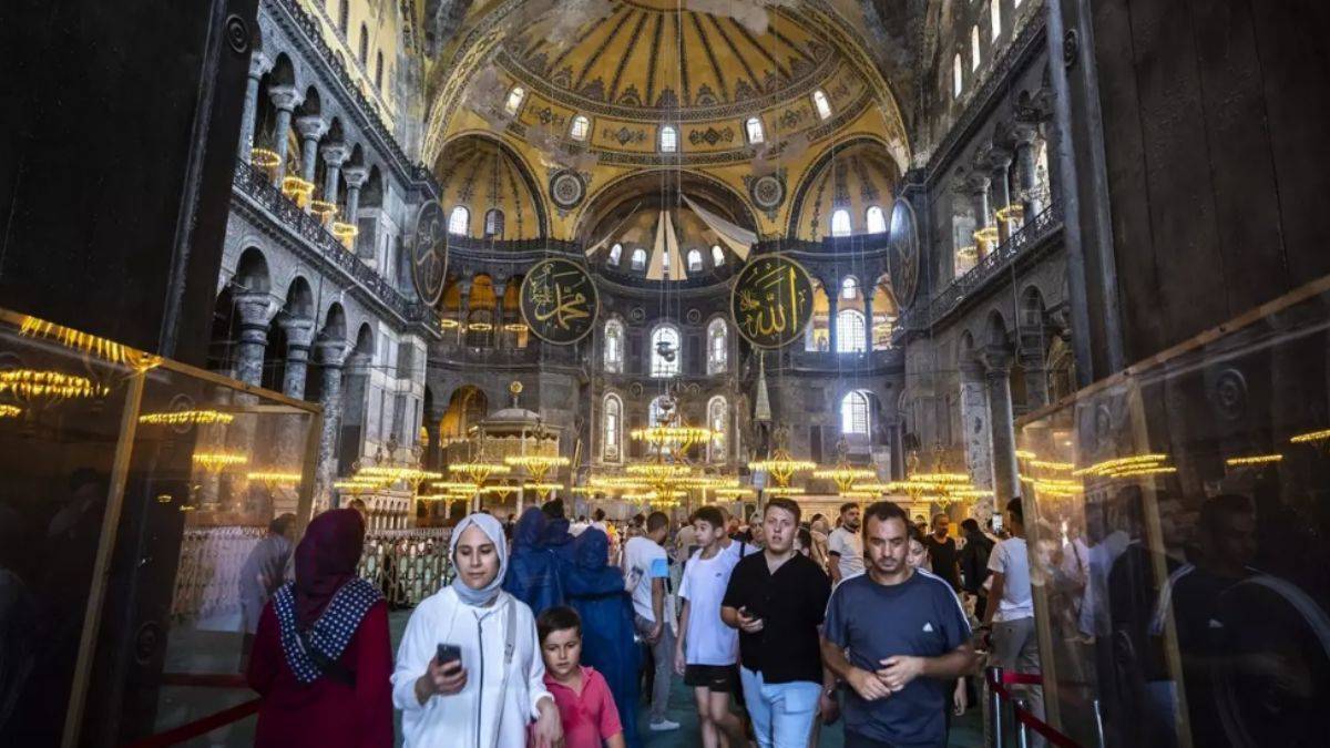 Ayasofya-i Kebir Cami-i Şerifi 25 milyon ziyaretçi ağırladı