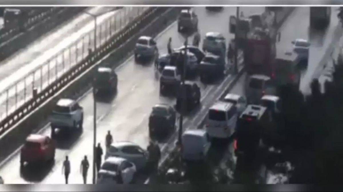 Esenyurt'ta zincirleme trafik kazası