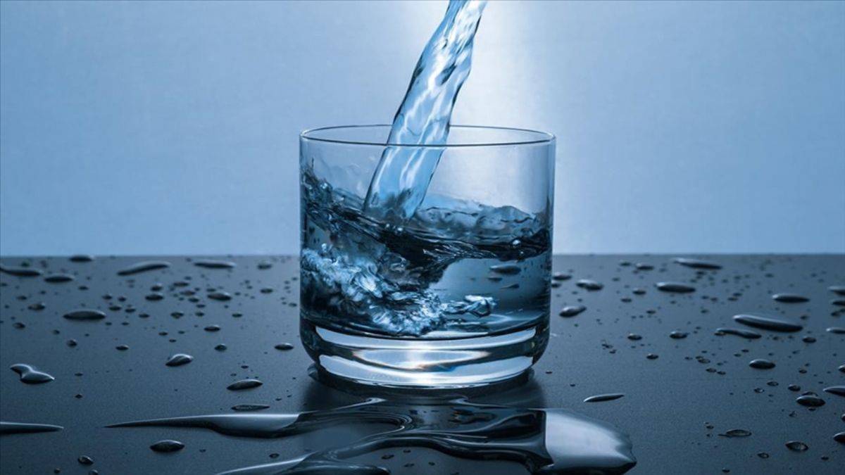 Atmosferdeki suyu içme suyuna dönüştürecek cihaz geliştirildi