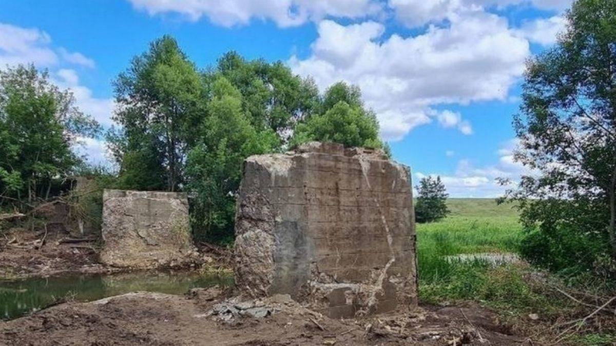 Rusya'da dev demiryolu köprüsü çalındı