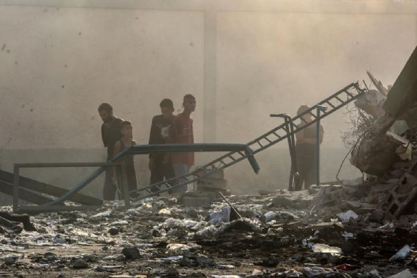 İşgalci İsrail Han Yunus'ta 8 Filistinliyi şehit etti