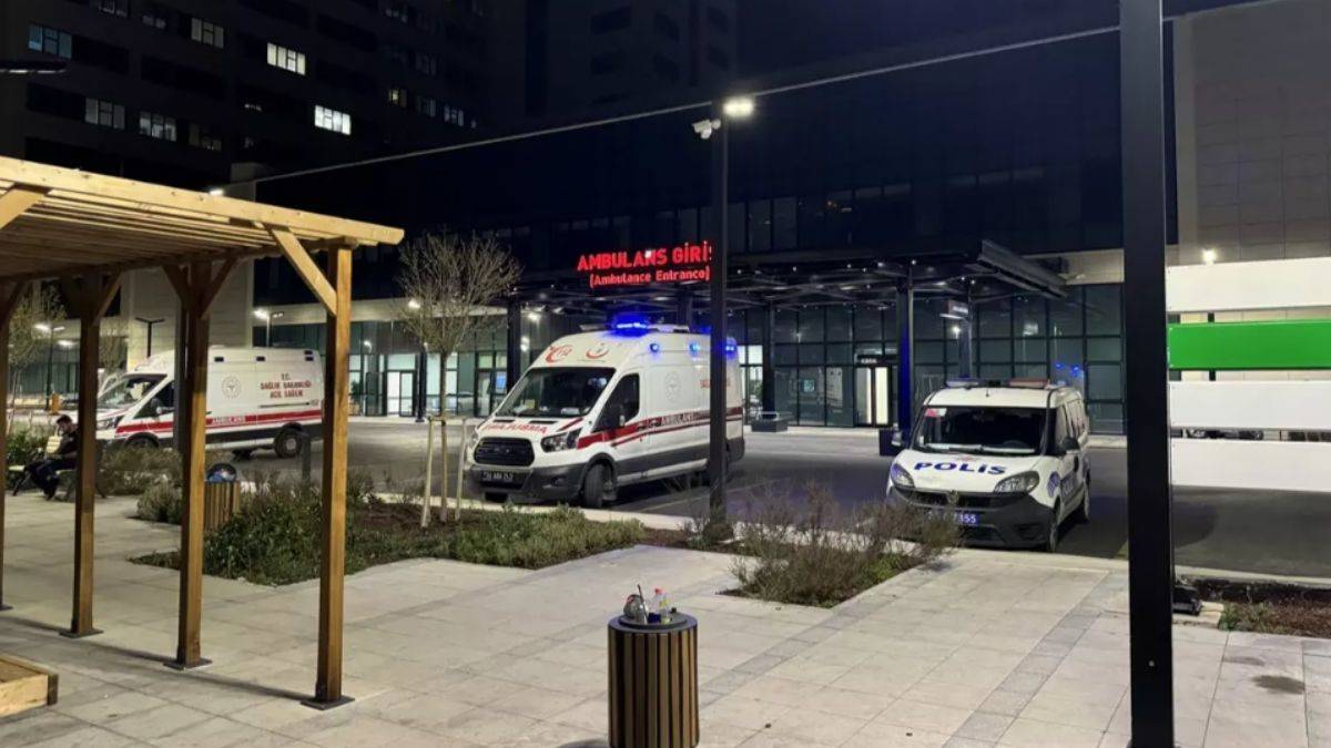 İzmir'de teknede patlama