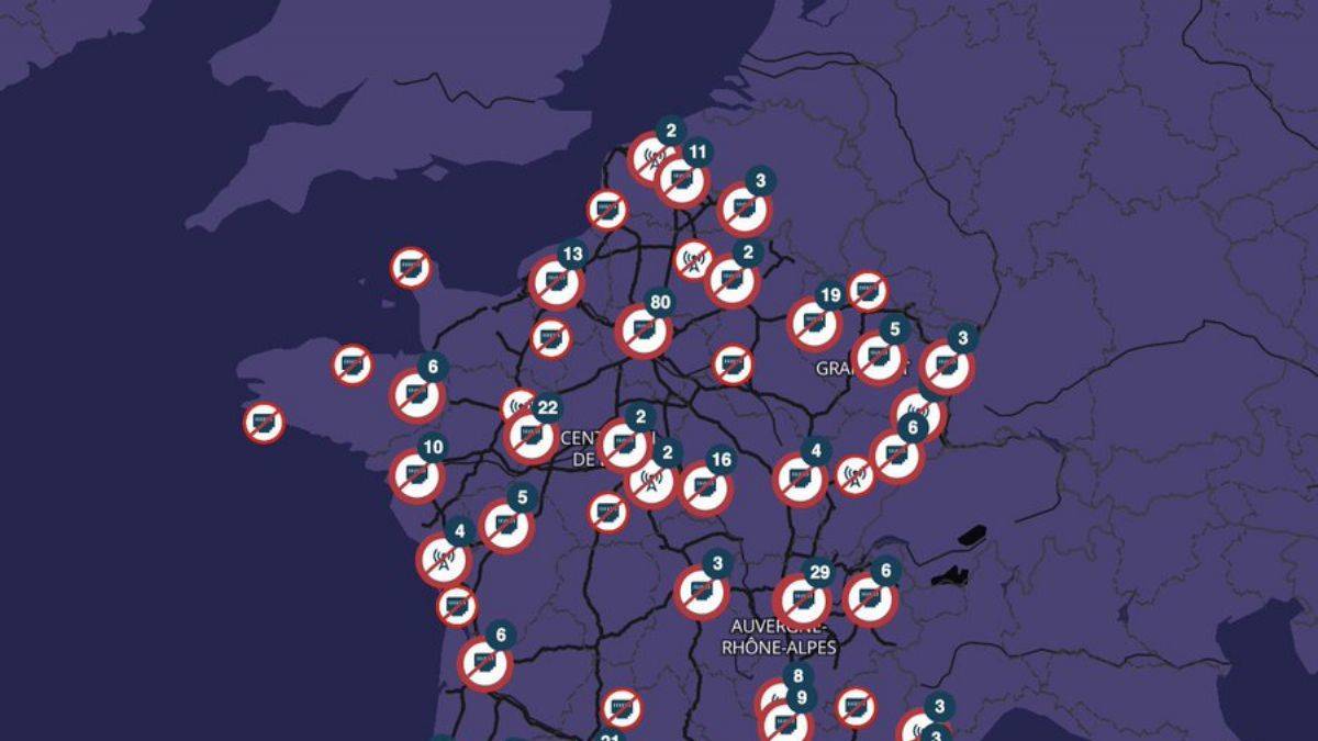 Fransa'da telefon operatörlerine büyük sabotaj