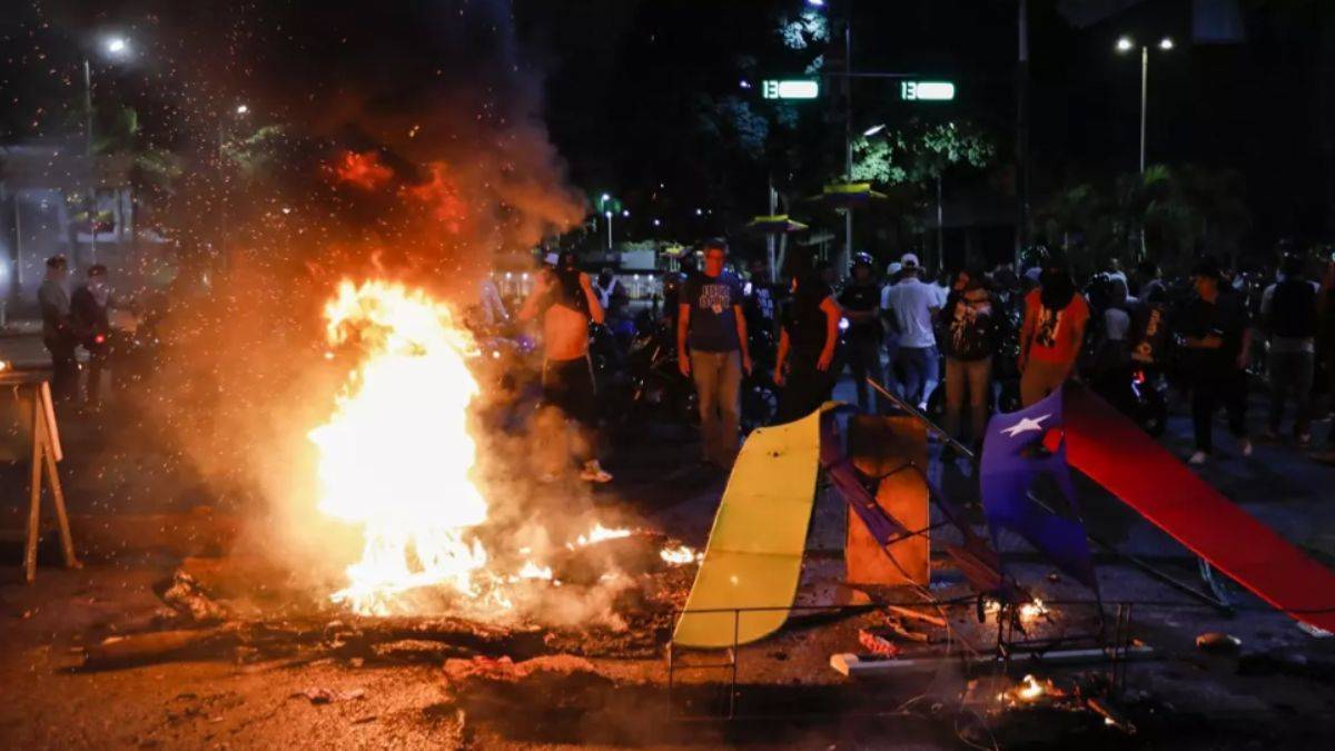 Venezuela'da seçim sonuçlarına yönelik protesto