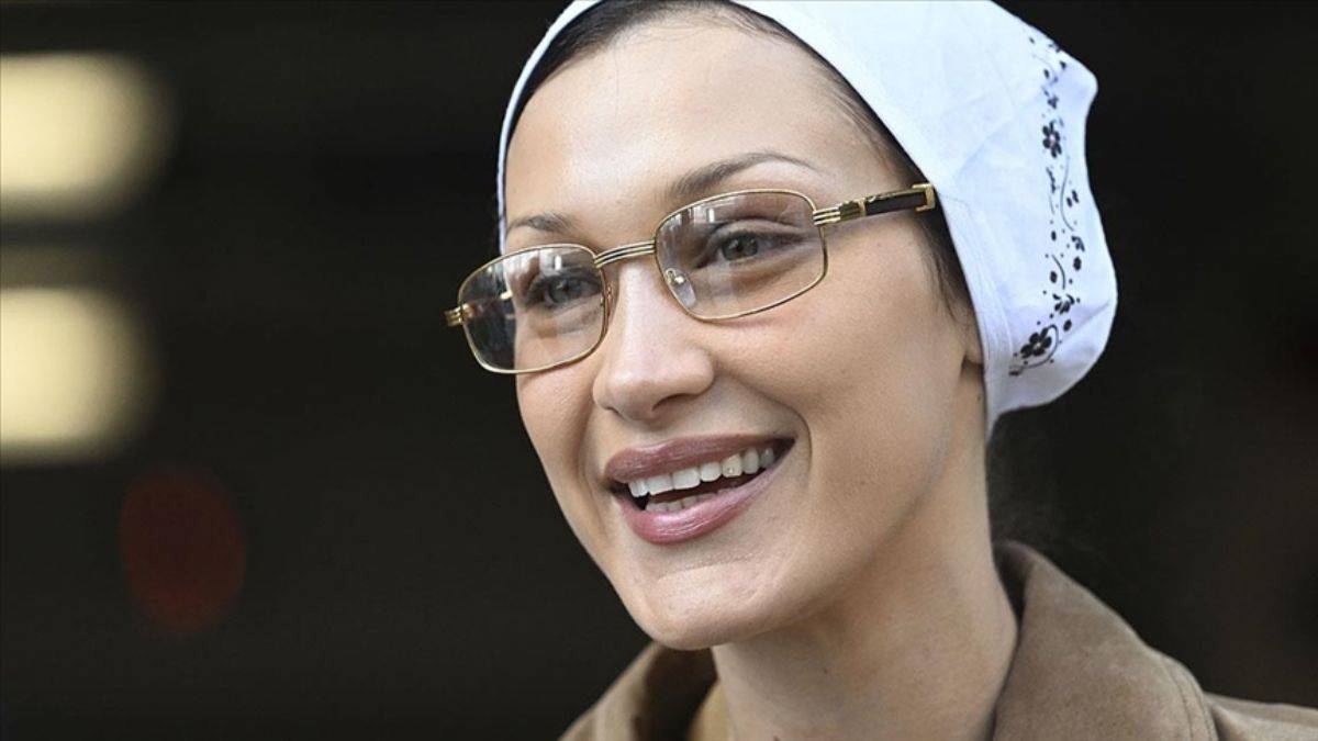 Bella Hadid'den 'Adidas' açıklaması