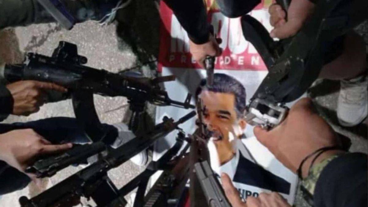 Venezuela karıştı: 6 ölü, 84 yaralı