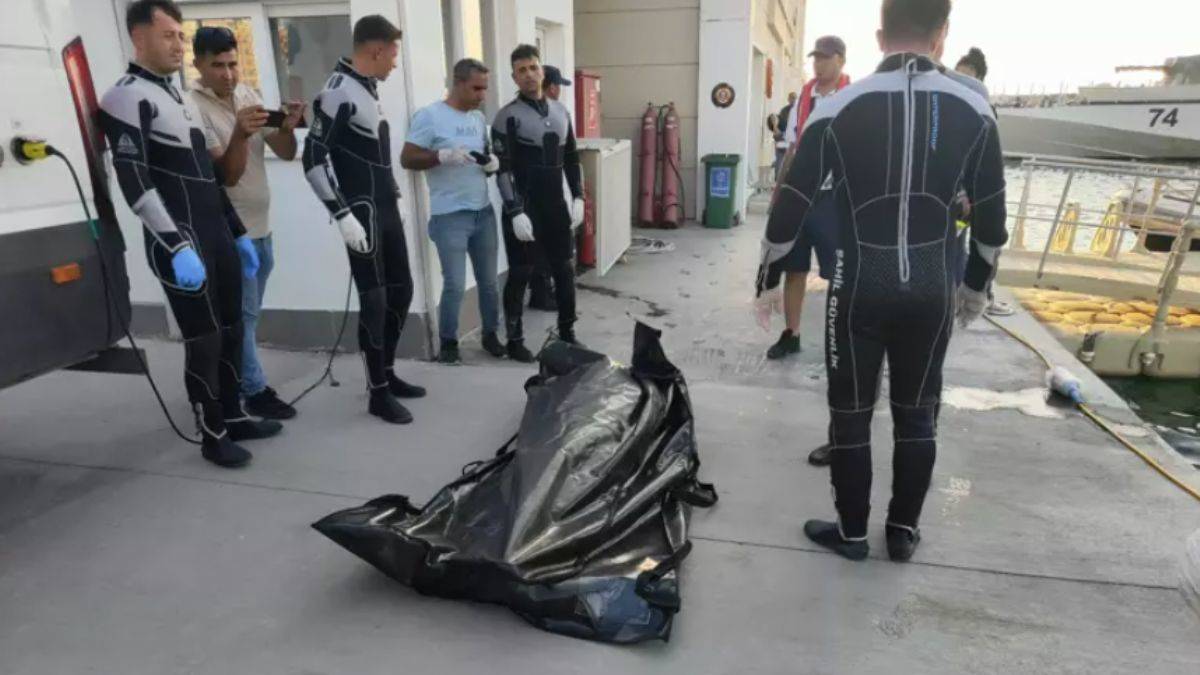 Denizde boynuna taş bağlı ceset bulundu