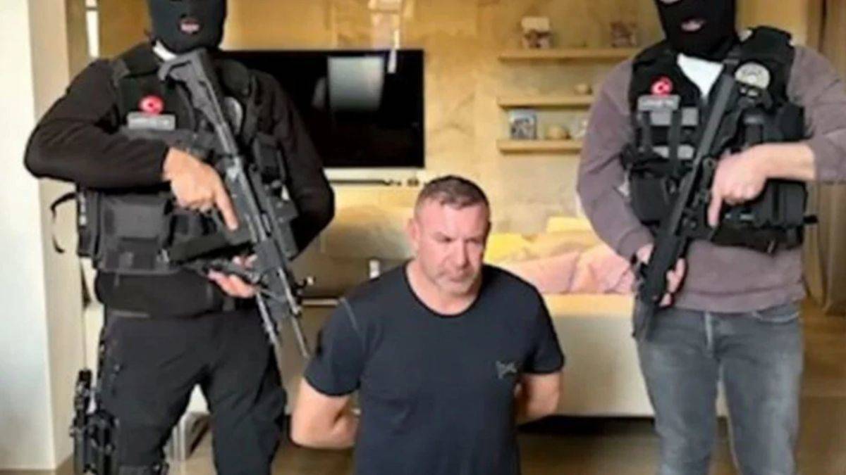 'Cherokee' çetesini tahliye eden hakimler açığa alındı