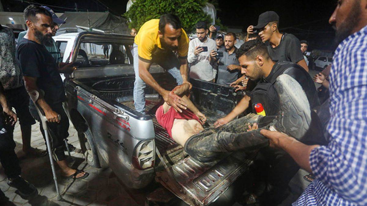 İsrail, okul binasını bombaladı: En az 100 şehit