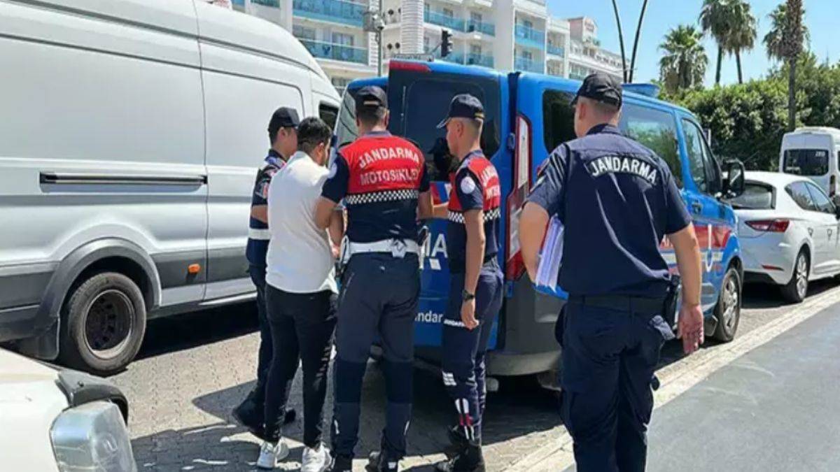 50 suç kaydı, 27 yıl hapis cezası varken cinsiyet değiştirmiş