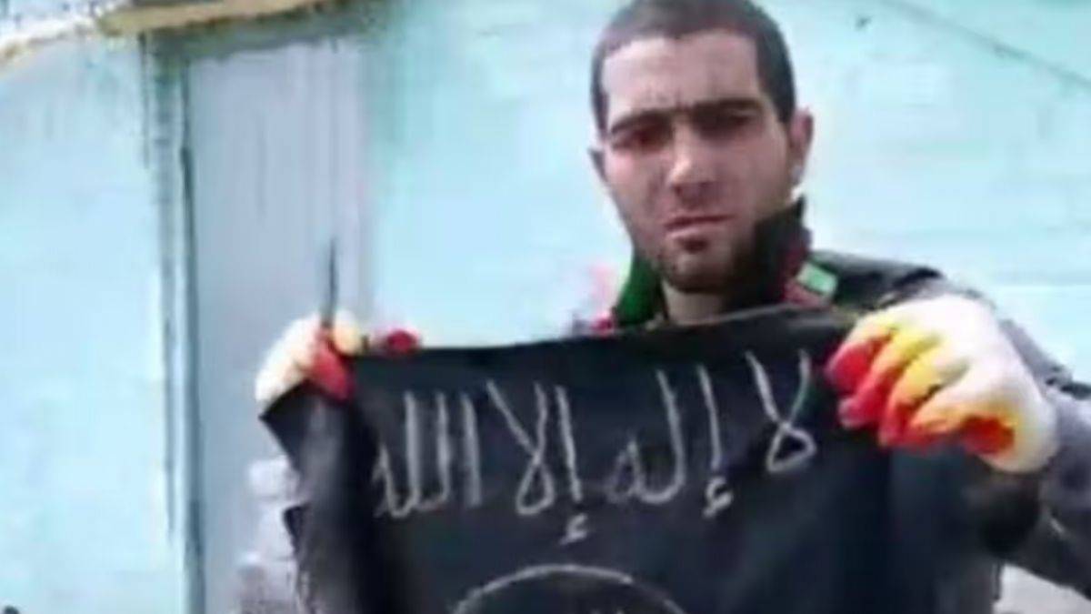 Rusya'da IŞID bayrağı açarak isyan çıkardılar